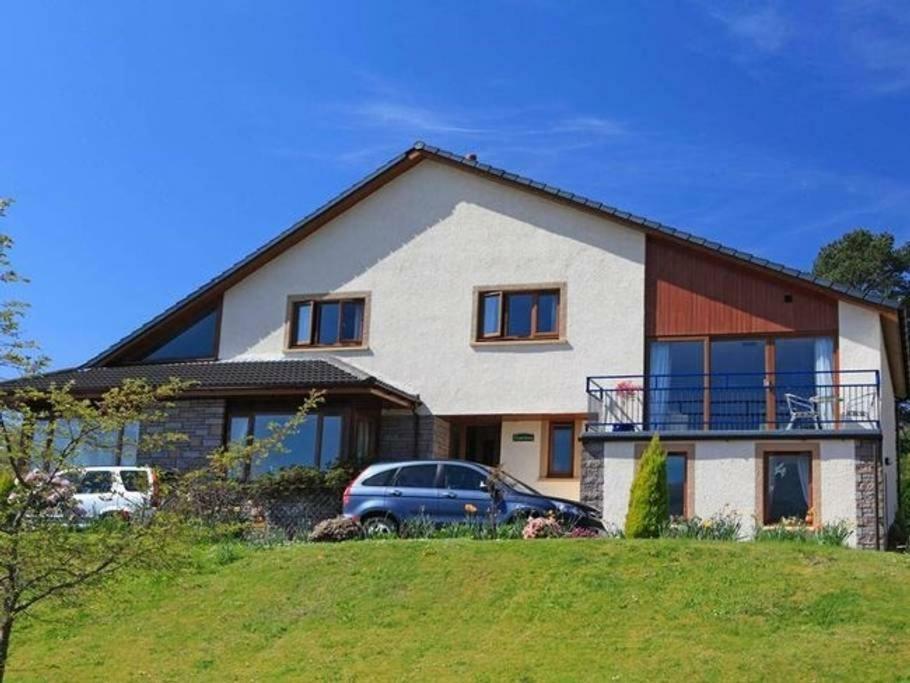 Ferienwohnung Highland Self Catering Retreat With Stunning Views Fort William Exterior foto