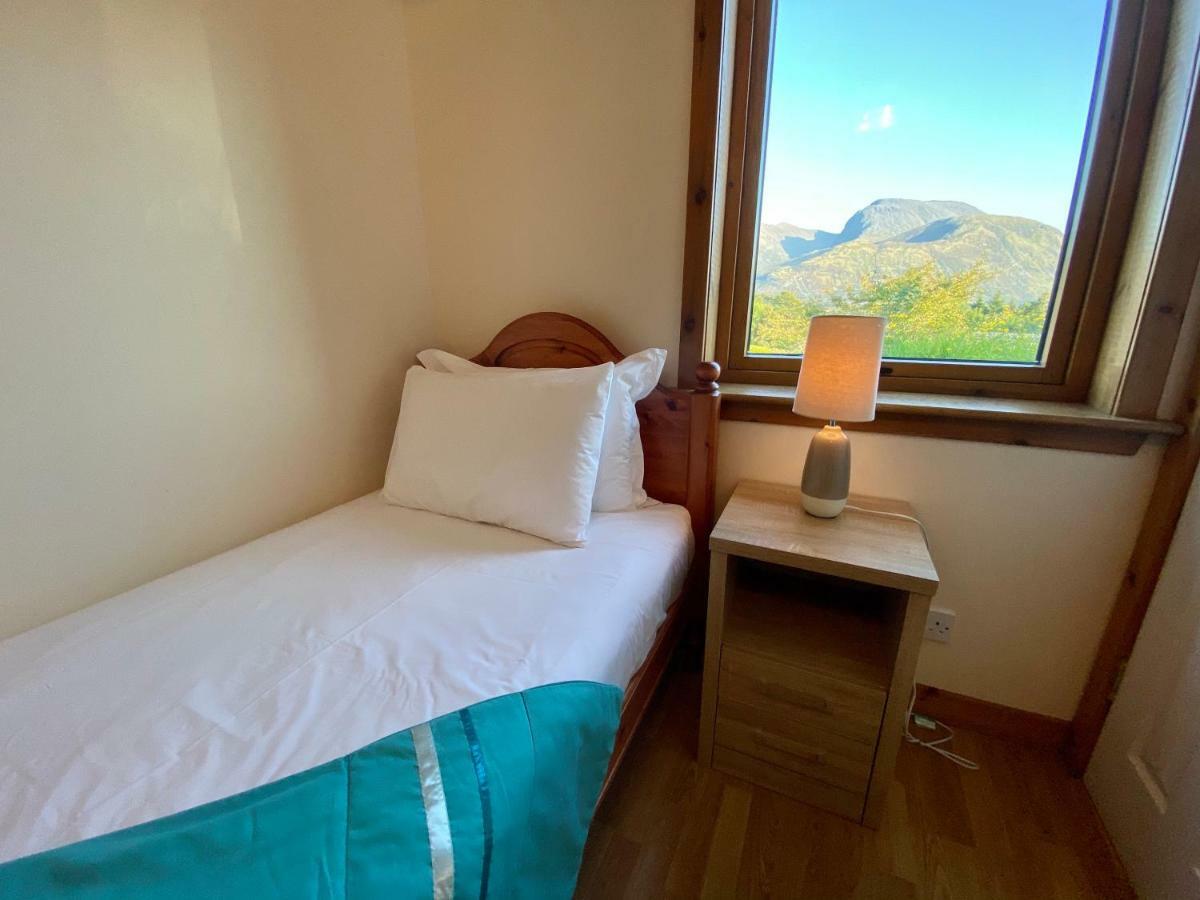 Ferienwohnung Highland Self Catering Retreat With Stunning Views Fort William Exterior foto